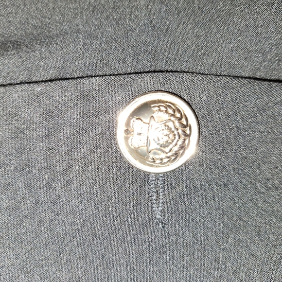 Dynamite gold button miniskirt in size Large - Picture 10 of 11